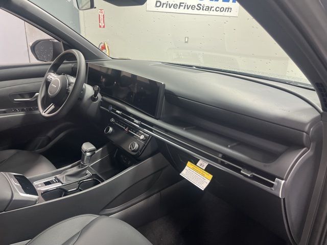 Used 2025 Gray Hyundai SEL image 24