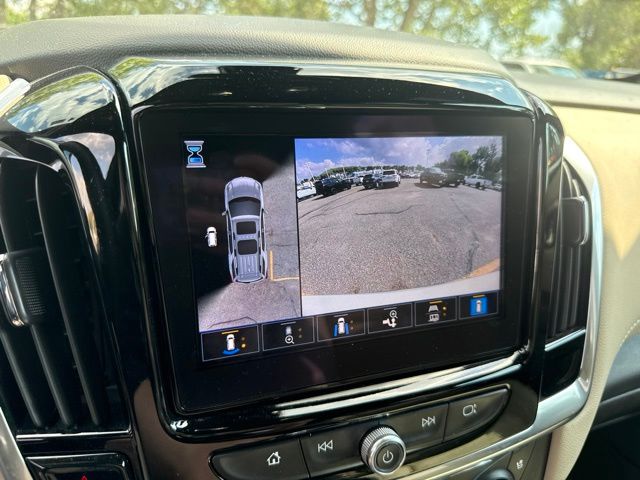 2023 Summit White Chevrolet Traverse Premier AWD SUV