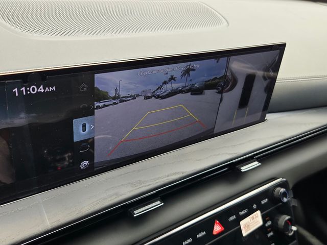 2027 Genesis GV80