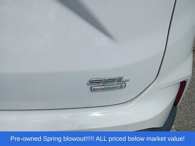 Used 2020 White Ford SEL image 13