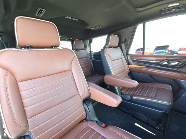 2024 GMC Yukon Denali Ultimate:C02471