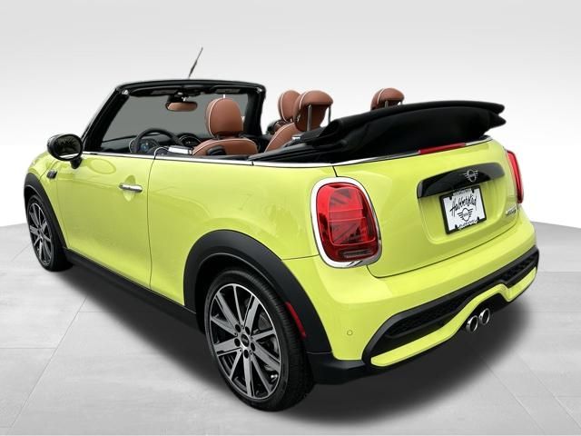 2024 MINI Cooper S Signature 13