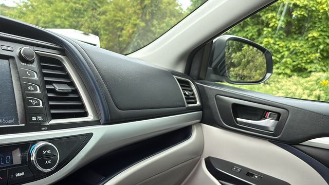 Used 2018 Toyota Highlander SUV