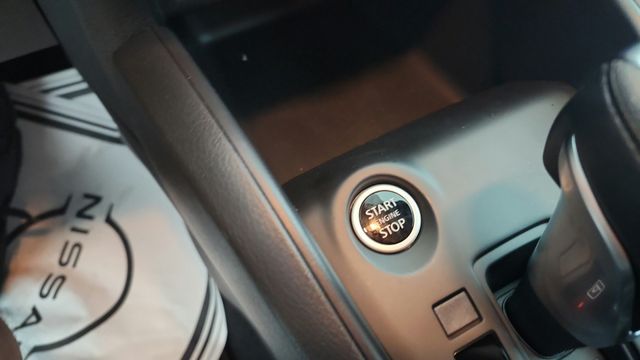 2025 Nissan Kicks Play