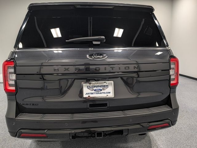 Used 2024 Gray Ford Limited image 7