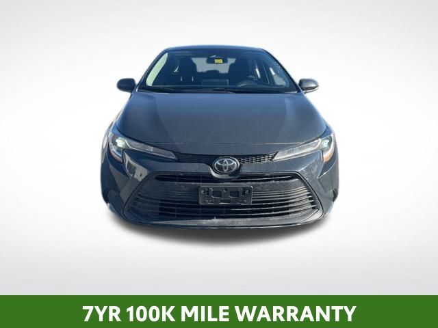 Used 2023 Toyota Corolla LE with VIN 5YFB4MDE2PP068052 for sale in Northfield, Minnesota