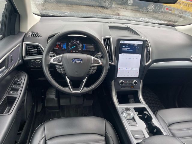 2021 Ford Edge SEL 15