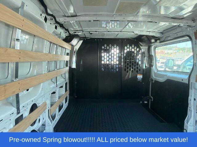 Used 2025 White Ford XL image 12