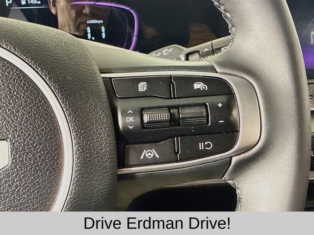 Used 2025 Kia Sportage SUV