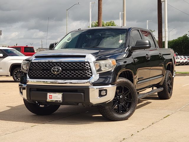Midnight Black Metallic 2018 Toyota Tundra SR5 CrewMax 5.7L Pickup Truck 4X2 6-Speed Automatic Overdrive