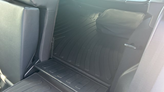 New 2027 Toyota Prius Plug-in Hybrid Hatchback