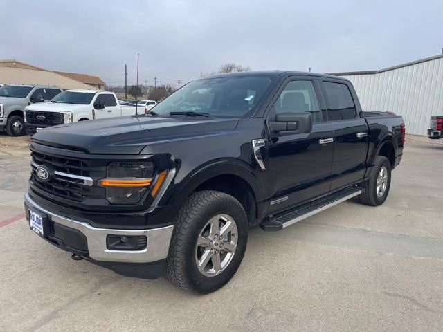Agate Black Metallic 2025 Ford F-150 Pickup Truck Four-Wheel Drive Automatic