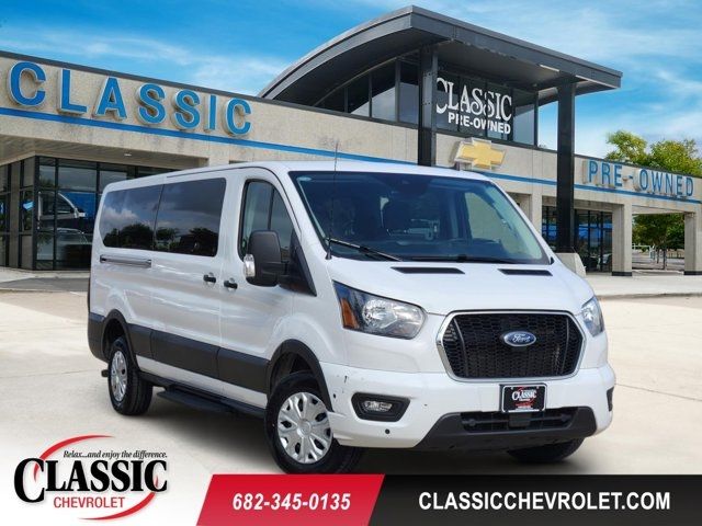 Oxford White 2025 Ford Transit Passenger 350 XLT Low Roof LB RWD Van Rear-Wheel Drive