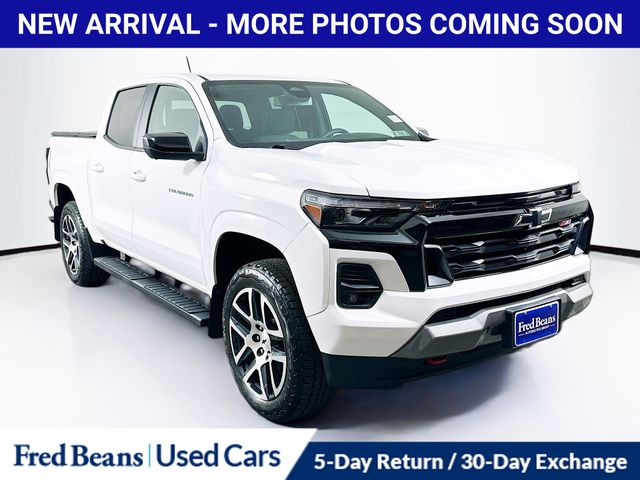 Summit White 2024 Chevrolet Colorado Z71 Crew Cab 4WD Pickup Truck Four-Wheel Drive 8-Speed Automatic
