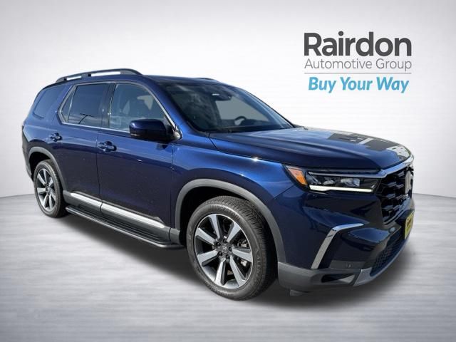 Black (Obsidian Blue Pearl) 2025 Honda Pilot SUV / Crossover All-Wheel Drive Automatic