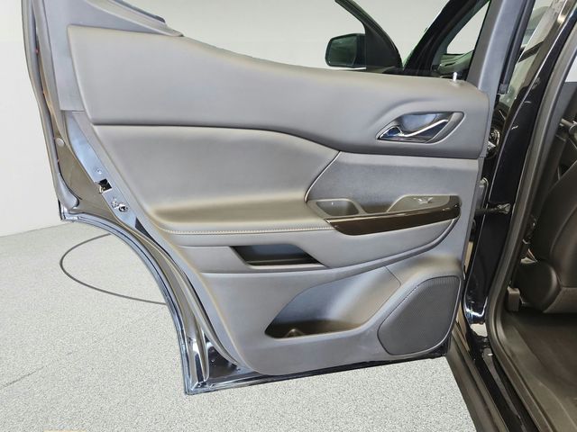 Used 2023 GMC Acadia SUV