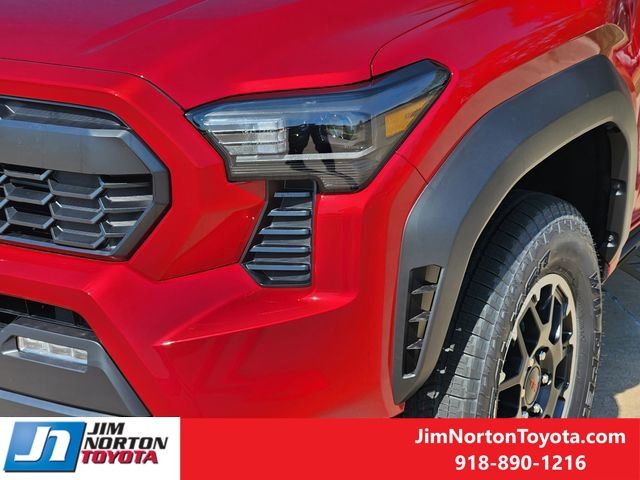 2025 Toyota Tacoma TRD Off-Road Double Cab photo 7