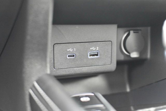 Used 2024 Nissan Kicks SV 4D Sport Utility