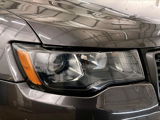 2020 Jeep Grand Cherokee Trailhawk Gray at Bob Ruth Ford