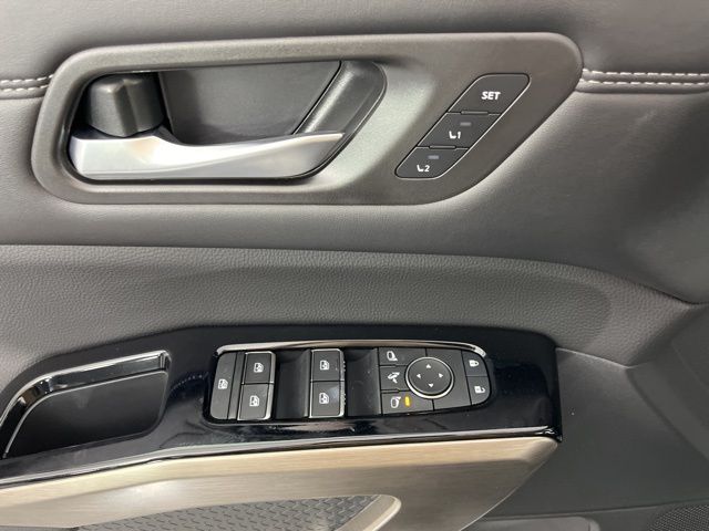 2025 Super Black Nissan Pathfinder Platinum 4X4 SUV