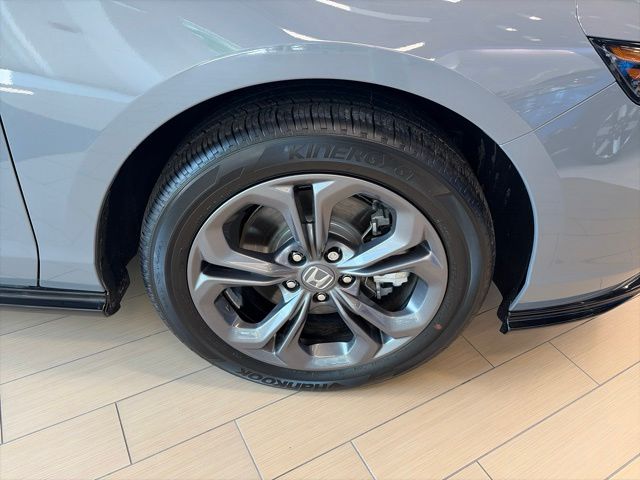 2026 Honda Accord Hybrid EX-L - Photo 16