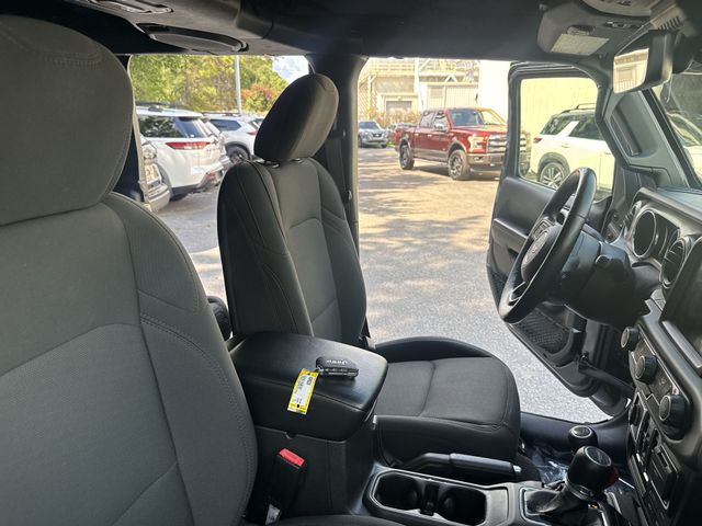 Used 2021 Gray Jeep Willys image 10