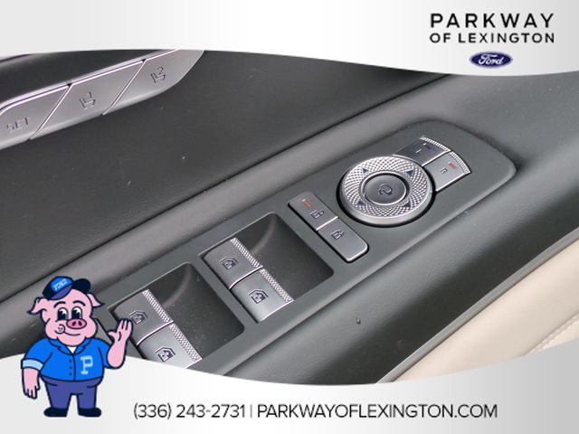 Used 2026 Silver Genesis 2.5T Advanced image 13
