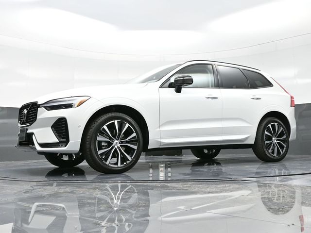 2025 Volvo XC60  photo