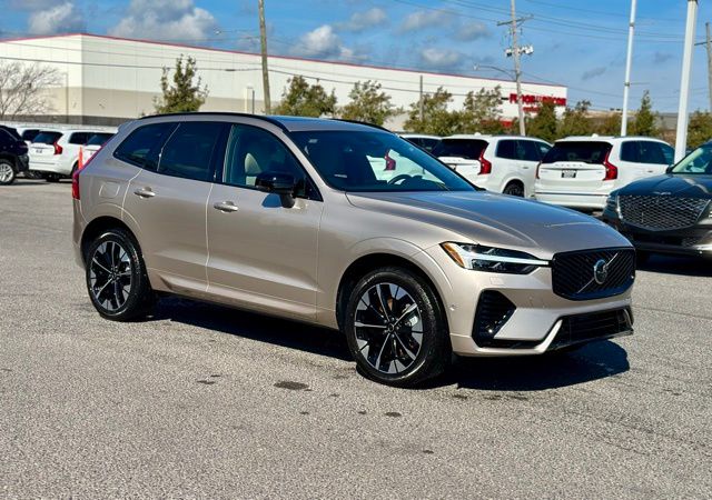 2026 Volvo XC60 Plug-In Hybrid T8 Plus