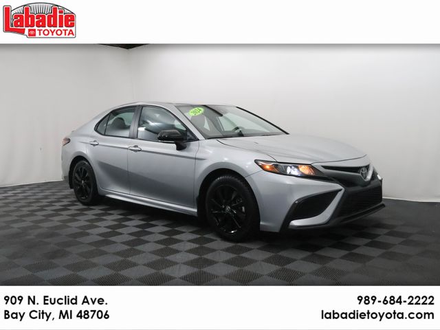  2024 Toyota Camry SE FWD   