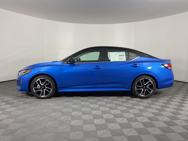 2025 Electric Blue Metallic/Super Black Nissan Sentra SR FWD Sedan