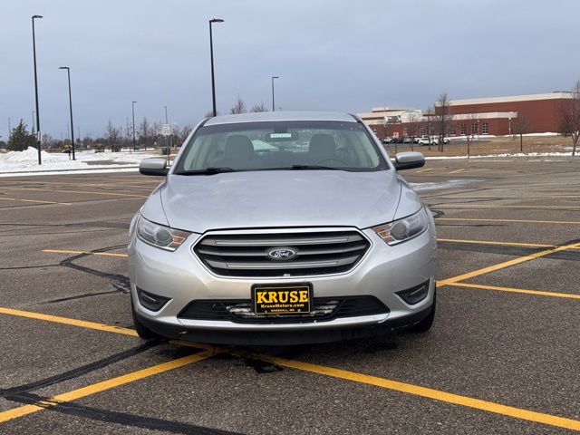 2018 Ford Taurus SEL