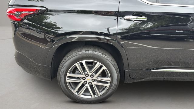 Used 2023 Black Chevrolet High Country image 38
