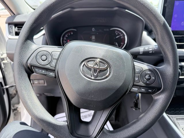 2024 Toyota RAV4 LE - 10