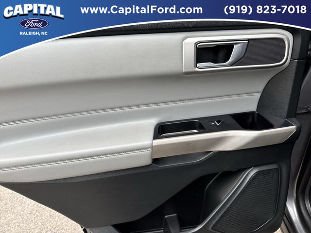 Used 2022 Gray Ford XLT image 17