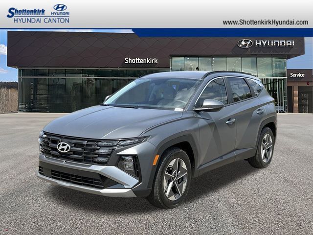 Ecotronic Gray Matte 2025 Hyundai Tucson SEL FWD SUV / Crossover Front-Wheel Drive 8-Speed Automatic