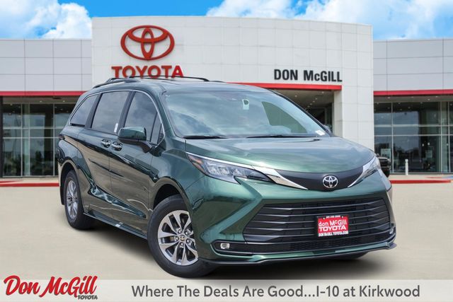 2026 Toyota Sienna XLE  at Gullo Toyota