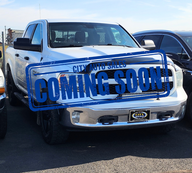 Bright White Clearcoat 2018 RAM 1500 Pickup Truck Four-Wheel Drive 8-Speed Automatic