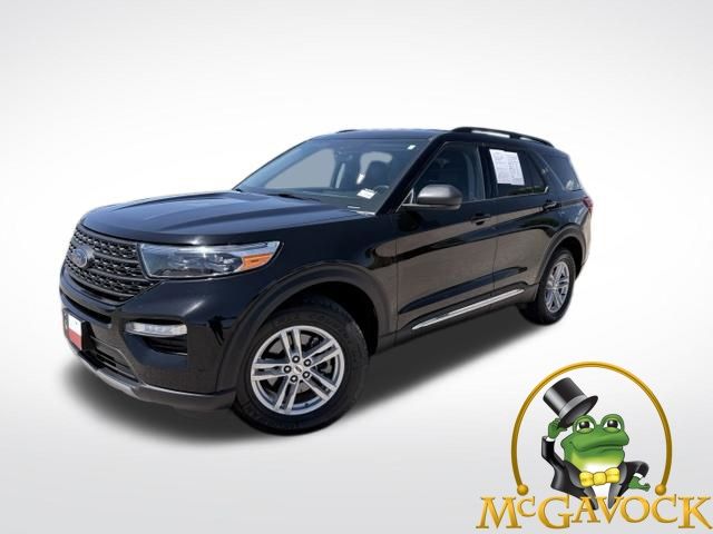  2023 Ford Explorer XLT AWD   