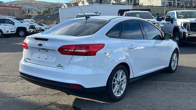 2016 Ford Focus SE 3