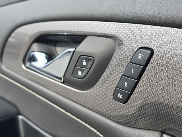 2023 Chevrolet Traverse Premier:168036A