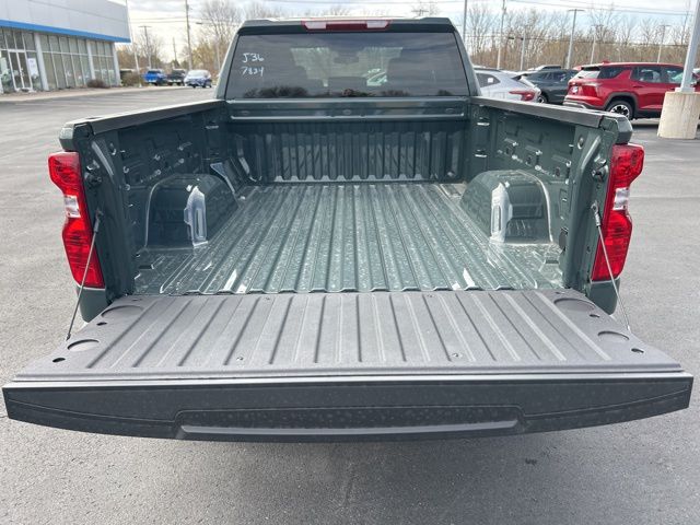 2025 Chevrolet Silverado 1500 LT photo