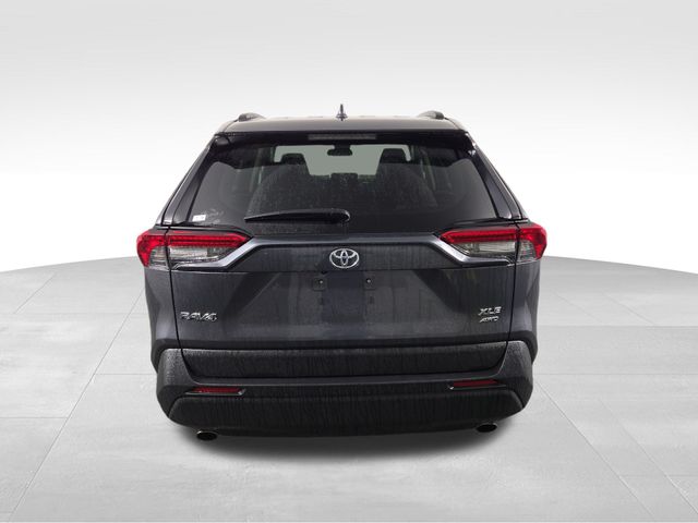 2024 Toyota RAV4 XLE photo
