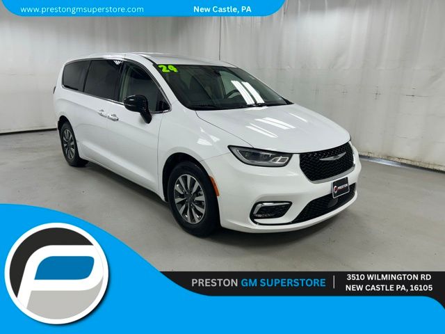 2024 Chrysler Pacifica Hybrid Select FWD
