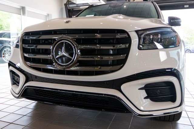 New 2026 Mercedes-benz GLS SUV