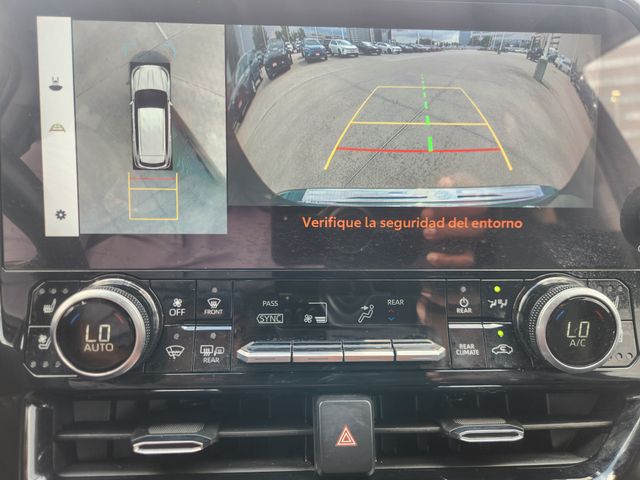 2024 Toyota Highlander Platinum  at Toyota of Victoria