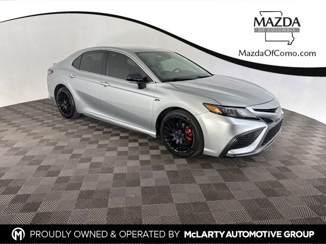 2022 Toyota Camry SE FWD