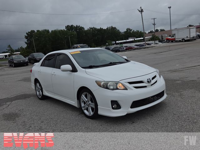  2013 Toyota Corolla S   