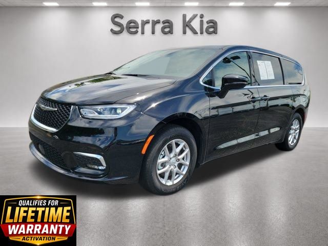 Diamond Black Crystal Pearlcoat 2026 Chrysler Pacifica Minivan Front-Wheel Drive 9-Speed Automatic