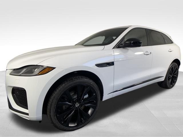 2024 Jaguar F-PACE P400 R-Dynamic S 3